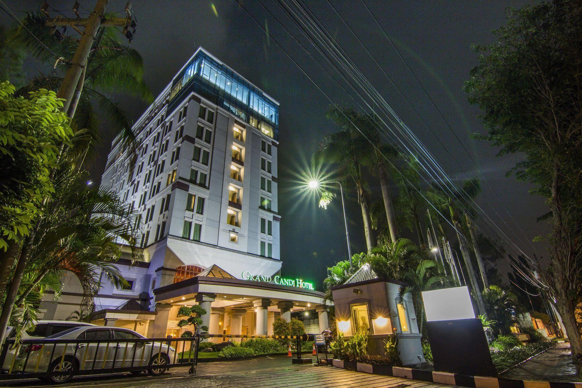 Grand Candi Hotel Семаранг Екстер'єр фото